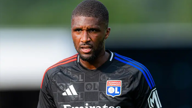 Lyon'dan Galatasaray'ın Clinton Mata için teklifine ret