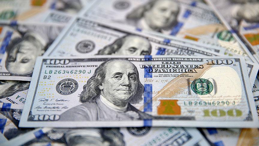 Morgan Stanley dolar/TL’nin bu yılın sonunda 41, 2026’nın sonunda da 44 seviyesinde olmasını bekliyor.  14 Şubat tarihli kurum raporunda, “Tahminlerimiz Türk lirasının CEEMEA bölgesinde en iyi performans gösteren para birimleri arasında yer alacağına işaret ediyor” denildi.