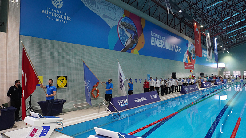 Spor İstanbul Yüzme Yarışları'nın beşincisi yapıldı