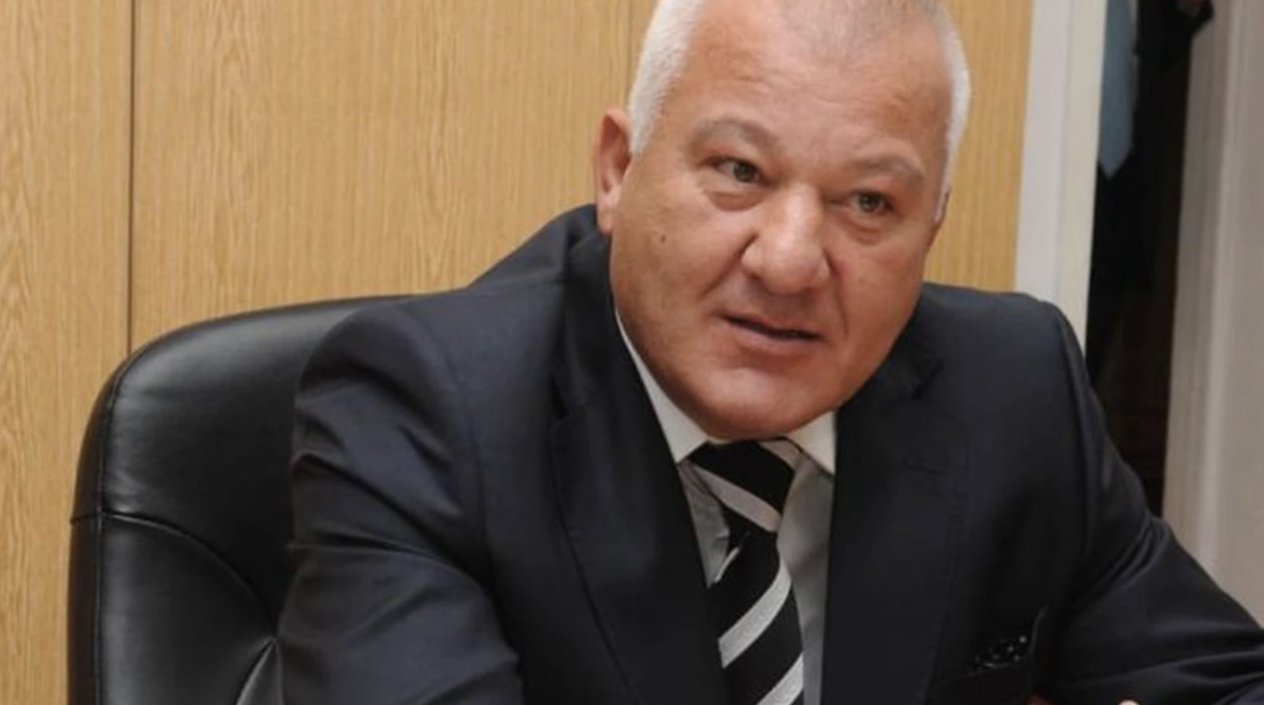 Fatih Çekirge: Buradan başta CHP olmak üzere tüm muhalefet partilerine bir de çağrıda bulunuyorum. Çekinmeyin, siyasi kibir ve hesap yapmadan bu başarıyı kutlayın. Hatta Sayın Erdoğan ve Sayın Bahçeli’yi millet adına tebrik edin. Gidip ellerini sıkın." (Hürriyet)