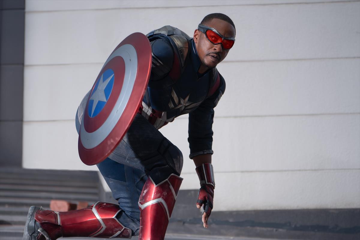Kaptan Amerika: Cesur Yeni Dünya (Captain America: Brave New World) 16 bin 527 seyirci tarafından izlenerek gösterimdeki üçüncü hafta sonunu üçüncü basamakta kapattı.