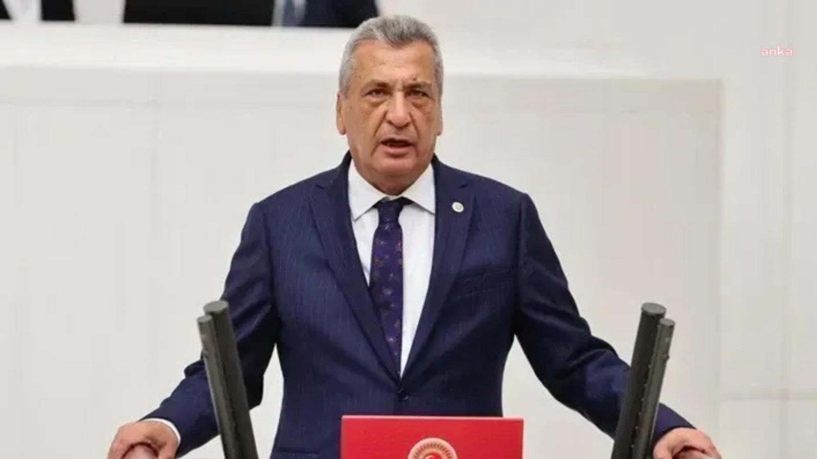 CHP'li Öztürkmen’den "Kur'an'a Hizmet Vakfı'nda istismar" açıklaması: Sanki bir el, sanığı kolluyor!