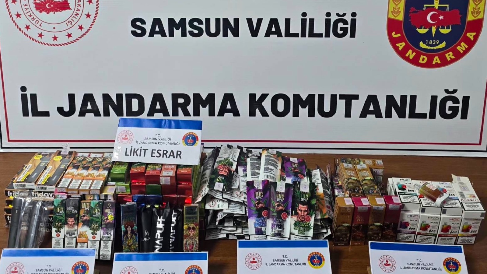 Samsun'da elektronik sigara görünümlü "likit esrar" ele geçirildi!