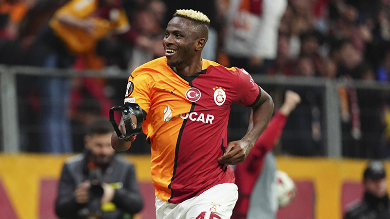 Fichajes’te yer alan habere göre, üst düzey bir golcü arayan İspanyol kulübünün başkanı Florentino Perez, adaylar arasına Nijeryalı futbolcuyu da dahil etti.