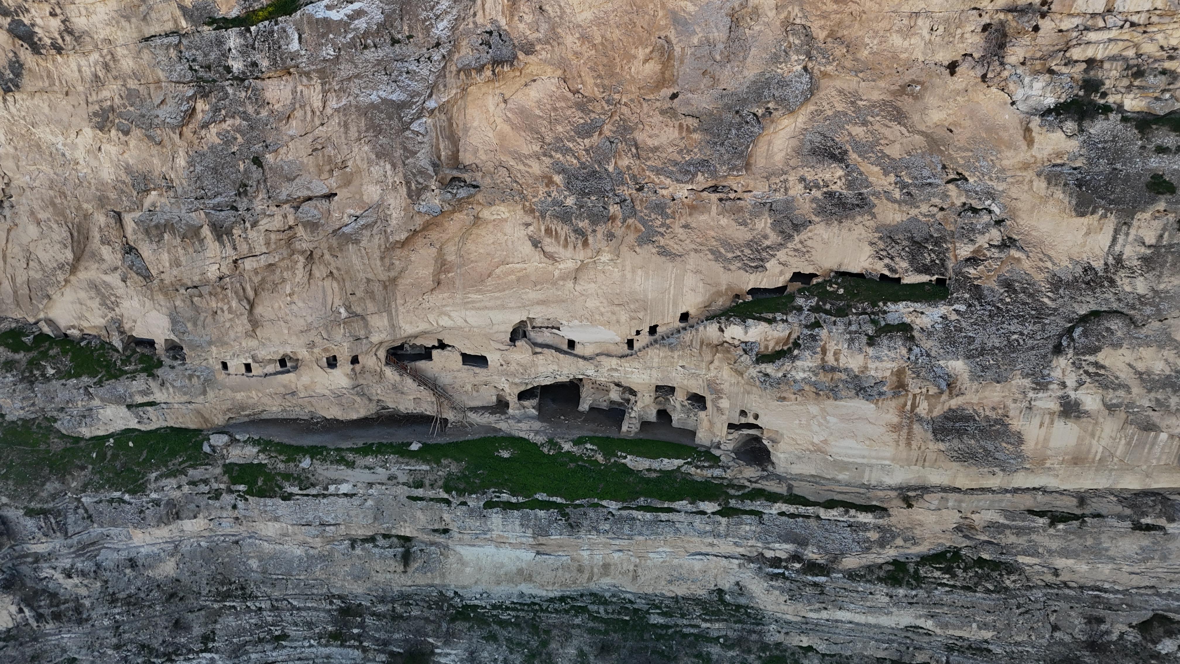 Tunceli deki Tarihi n Delikleri Turizme Kazand r l yor