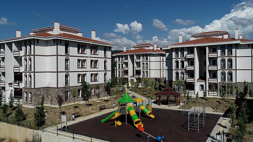 Bakan Kurum açıkladı: TOKİ'nin 500 bin sosyal konut projesine ilk gün kaç başvuru yapıldı?