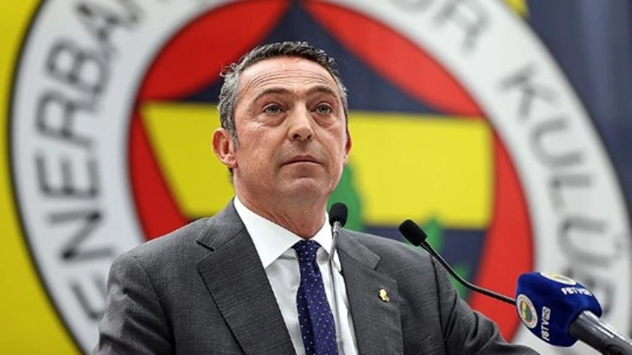 Fenerbahçe'nin bu isimlerin takımdan ayrılmasıyla 22 milyon euroluk maaş yükünden kurtulması hedefleniyor.