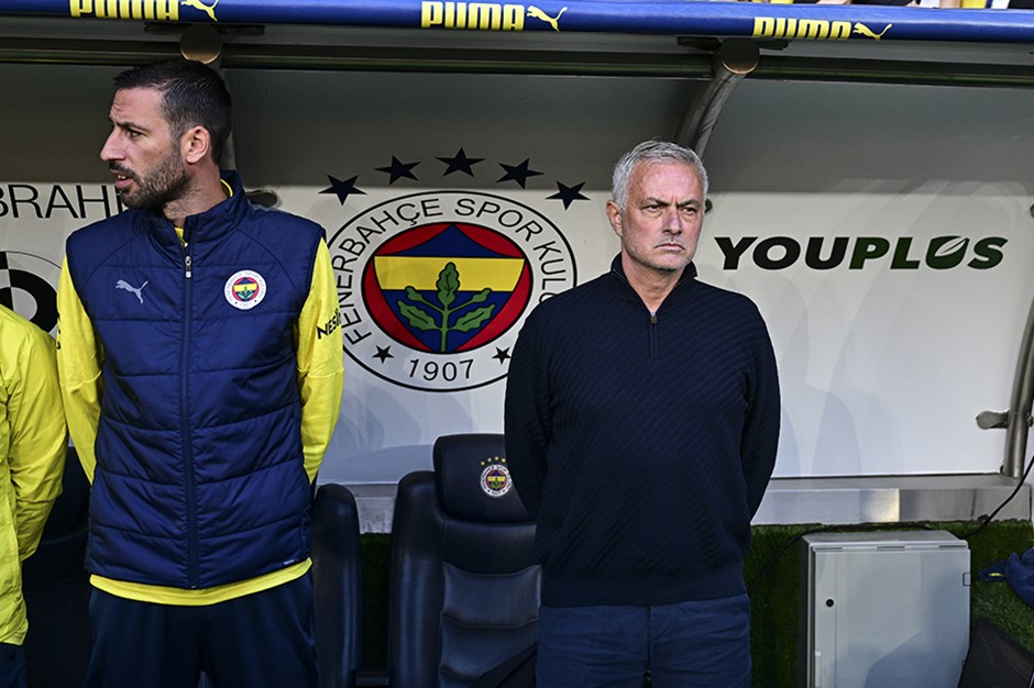 Söz konusu tazminat, Mourinho başka bir takımla anlaşsa dahi geçerliliğini koruyor.