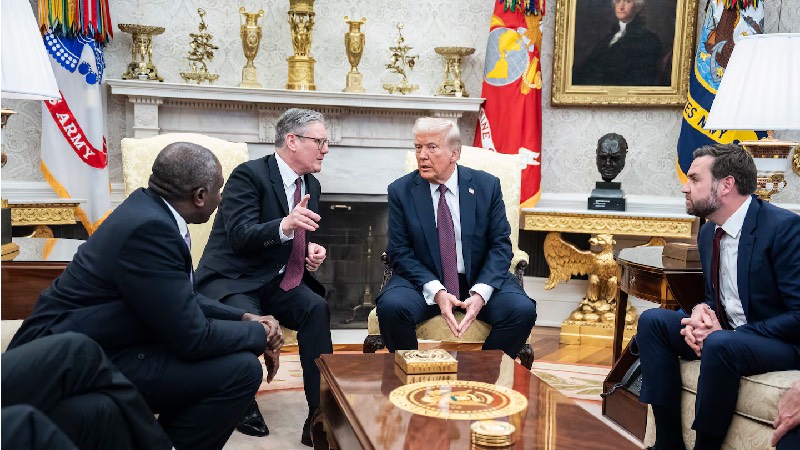 ABD Başkanı Donald Trump, İngiltere ile ticaret anlaşması imzaladıkların duyurdu