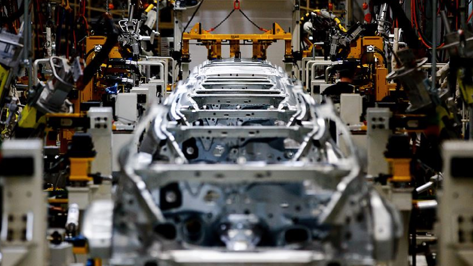 Türkiye'nin otomotiv üretimi geriledi, ihracatı arttı