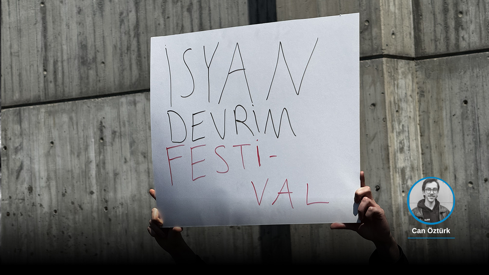 Studenții Universității Bilgi protestează împotriva anulării festivalului de primăvară; Rectorul Yazgan a declarat: “Nu pot să îmi asum responsabilitatea din motive de securitate, decizia mea este fermă  