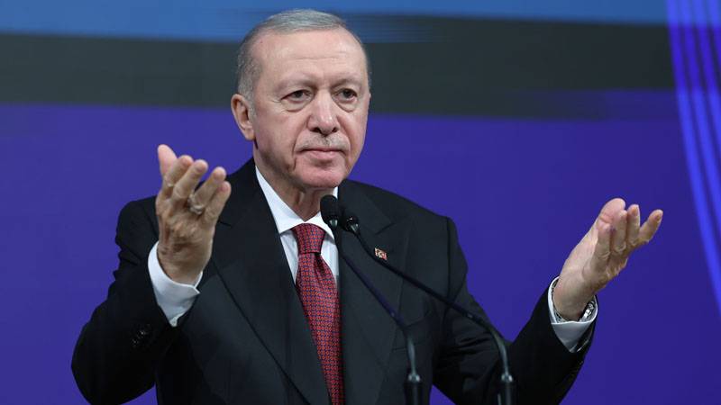 https://media-cdn.t24.com.tr/media/library/2025/05/1748195158753-1747911173640-erdoduaaaaa.jpg