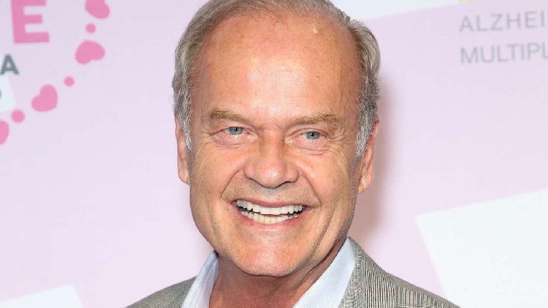 Frasier isimli dizi ile şöhret olan ünlü oyuncu Kelsey Grammer'ın sekizinci kez baba olmaya hazırlandığı açıklandı. 