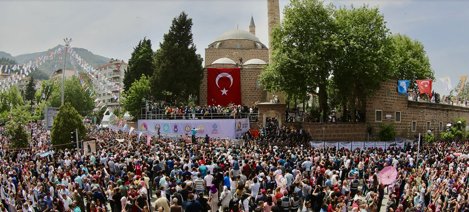 Mesir Macunu Festivali, her yıl baharın başlangıcına işaret eden Nevruz haftasında (21-24 Mart) kutlanıyor