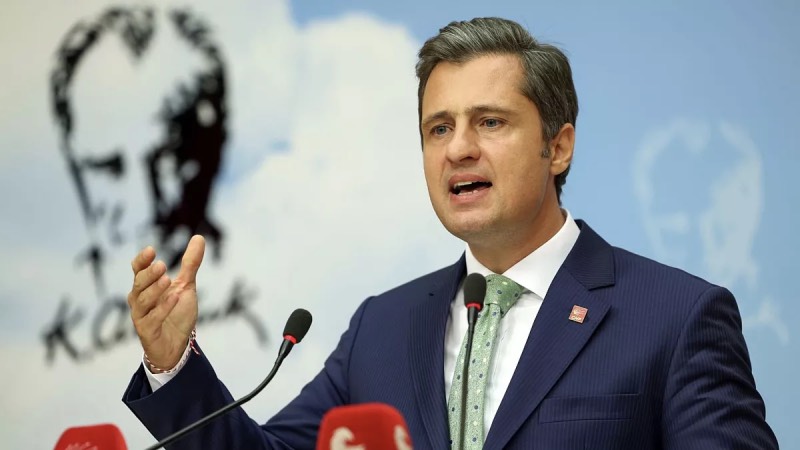 CHP'li Deniz Yücel: AKP kendisinin yazıp oynadığı bu tiyatroda 86 milyona meydan okumaktadır, bu yaşananlara karşı sessiz kalmayacağız
