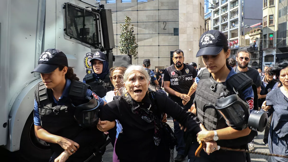 Cumartesi Anneleri’nin sembol isimlerinden Emine Ocak hayatını kaybetti - Resim : 1