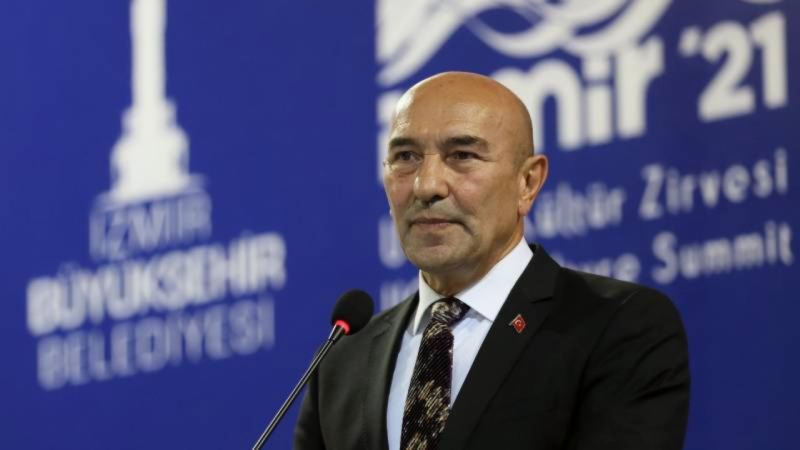Tunç Soyer