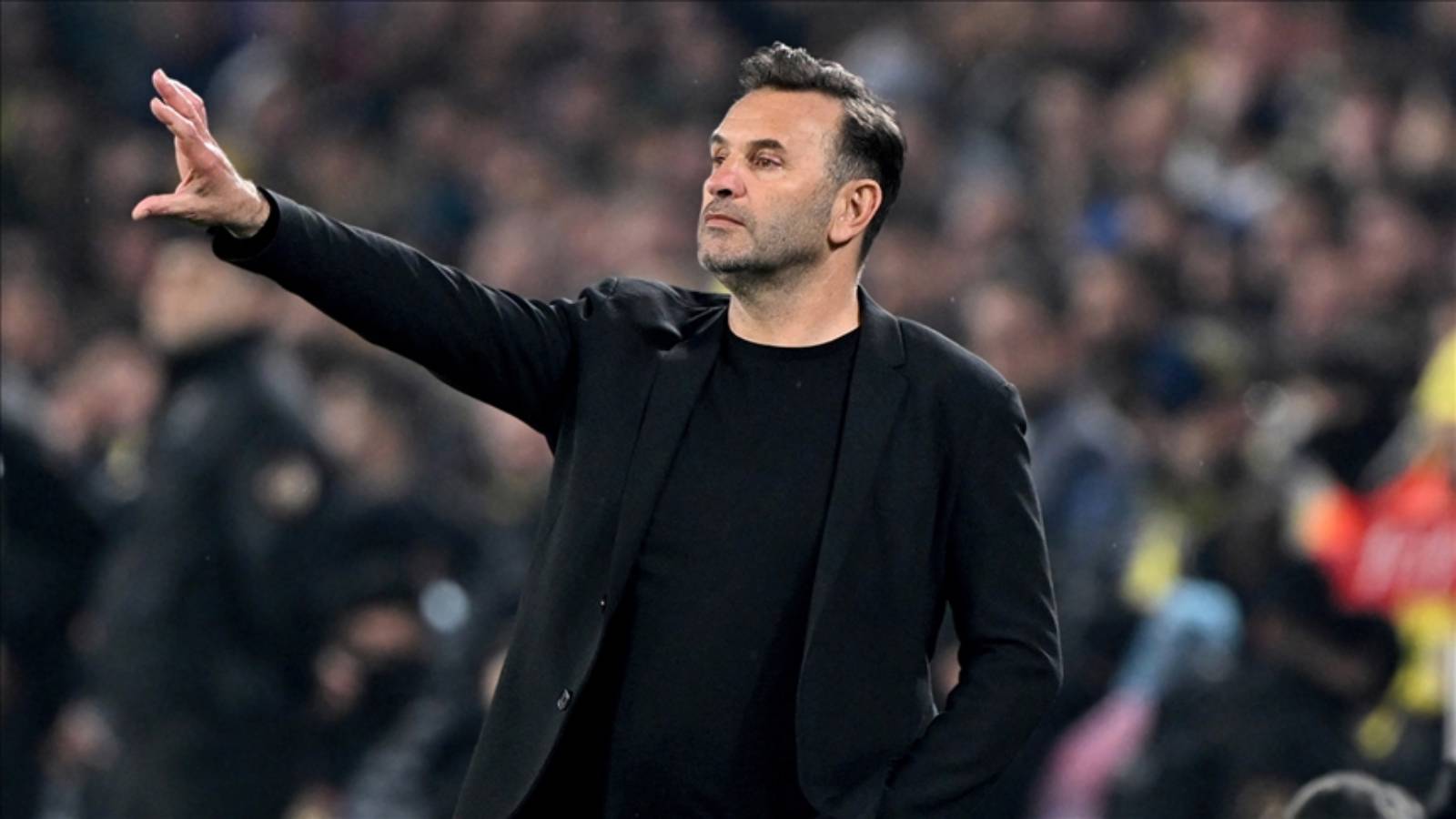 Okan Buruk'un raporu belli oldu: İşte Galatasaray'ın yolları ayıracağı 4 isim!