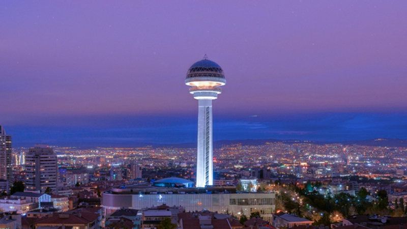 En üst ve üst seviye grubunda yer alan hanehalklarının yüzde 4,1'i Çankaya'da yer aldı  İlçe düzeyinde en üst [A+] ve üst [A] sosyoekonomik seviye gruplarındaki hanehalkları, Türkiye içindeki oranlarına göre sıralandığında, bu seviyelerdeki hanehalklarının en fazla olduğu ilçeler sırasıyla yüzde 4,1 ile Çankaya (Ankara), yüzde 2,4 ile Kadıköy (İstanbul), yüzde 1,9 ile Yenimahalle (Ankara) oldu.