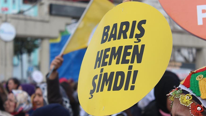 Barış arayışlarının toplumsallaşması zorlaştı, CHP’nin cumhurbaşkanı adayı profili belirdi, önümüzdeki dönemin dilinin temeli atıldı