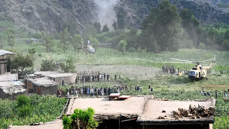 Afganistan'daki depremde hayatını kaybedenlerin sayısı 1000'e ulaştı