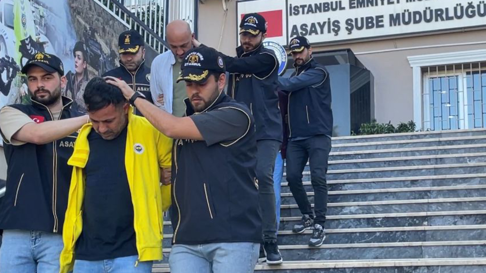 İstanbul'da "change" operasyonu: 4 zanlı tutuklandı