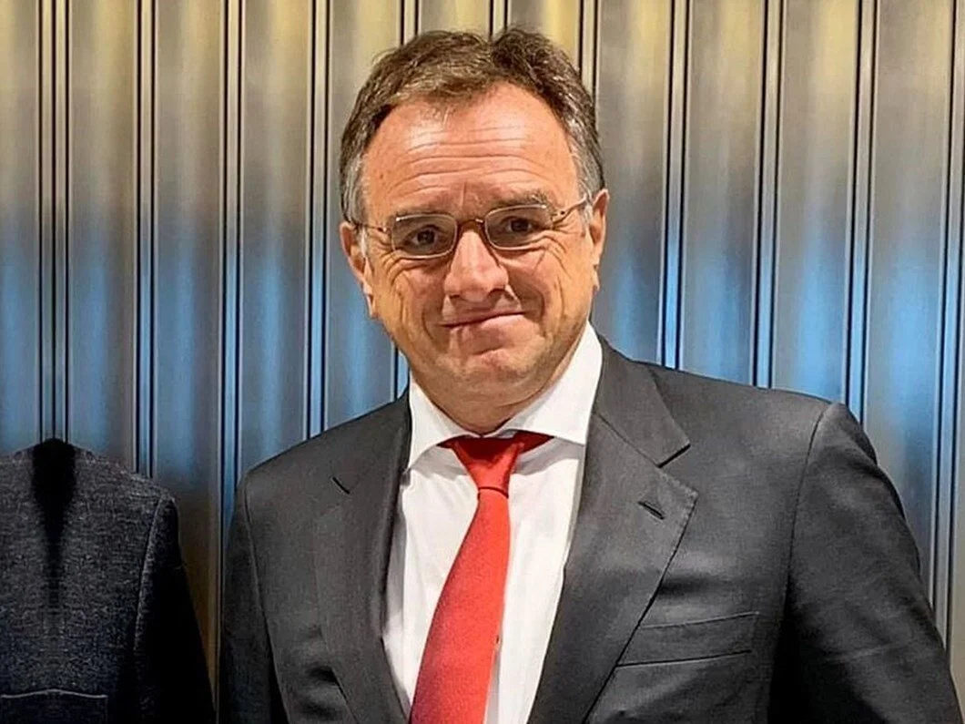 Mehmet Sinan Tara — 2.5 milyar dolar