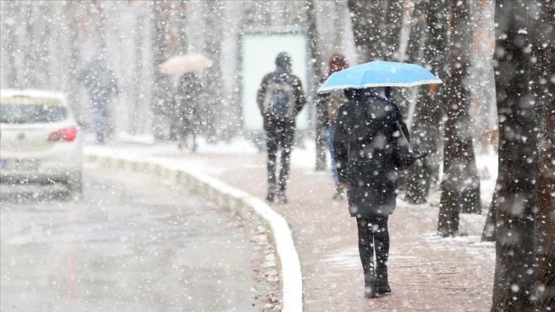 Meteoroloji uyardı; kuvvetli yağış geliyor, yükseklerde kar bekleniyor!