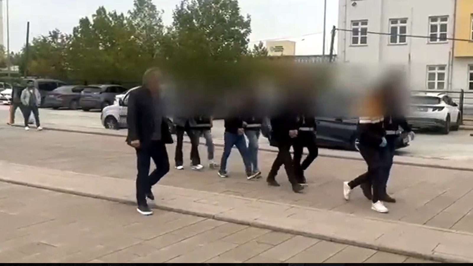 'Lösemili çocuklara bağış' adı altında dolandırıcılık: 11 kişi tutuklandı 
