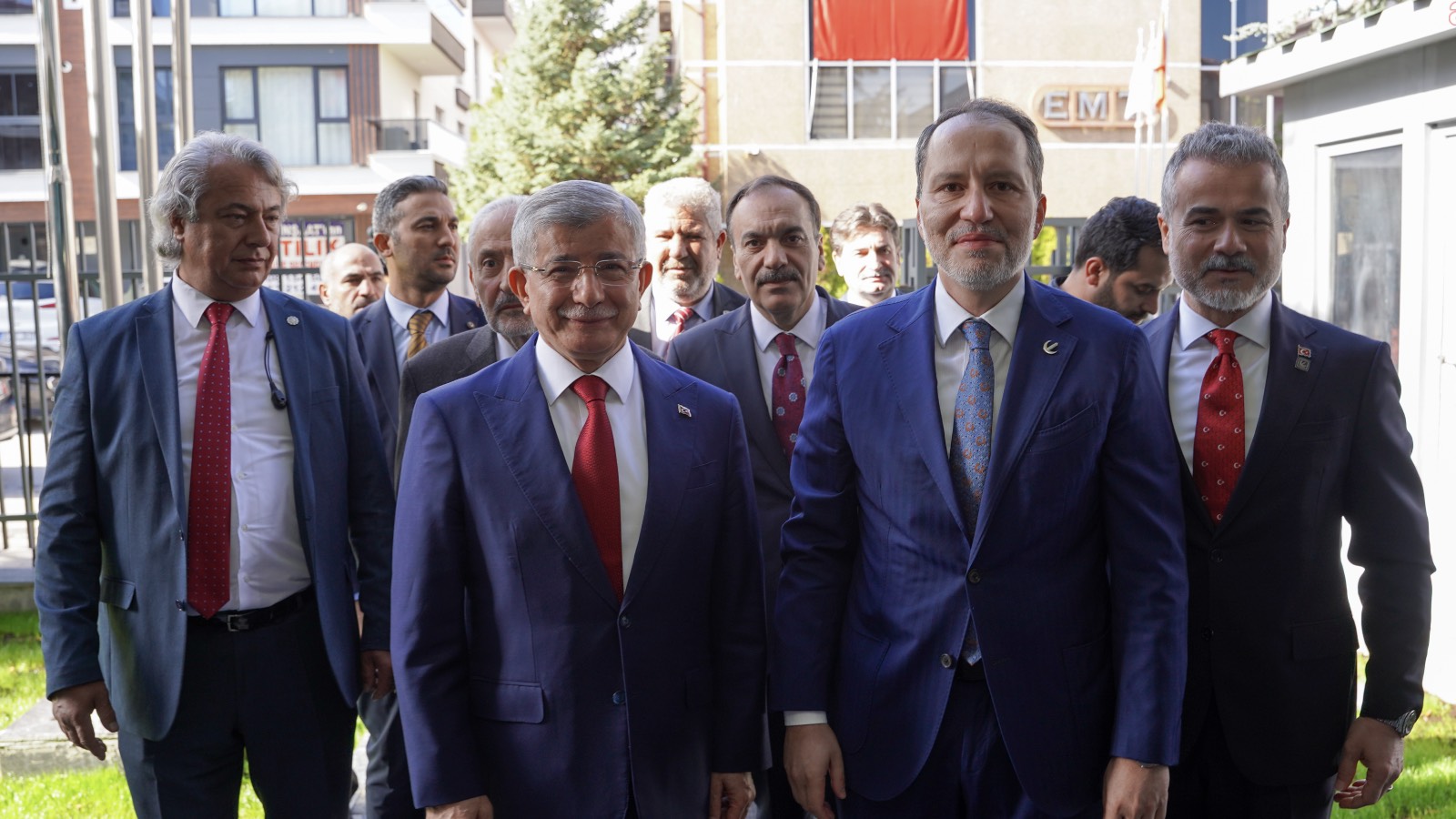 Yeniden Refah ve Gelecek Partisi birleşiyor mu?