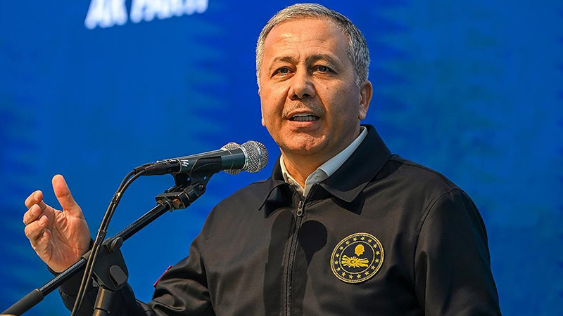 Bakan Yerlikaya, polisler için "eylemde müzakere dili çalıştayı"nda konuştu: Devlet aklı şiddeti önleyen tekniği benimsemeli