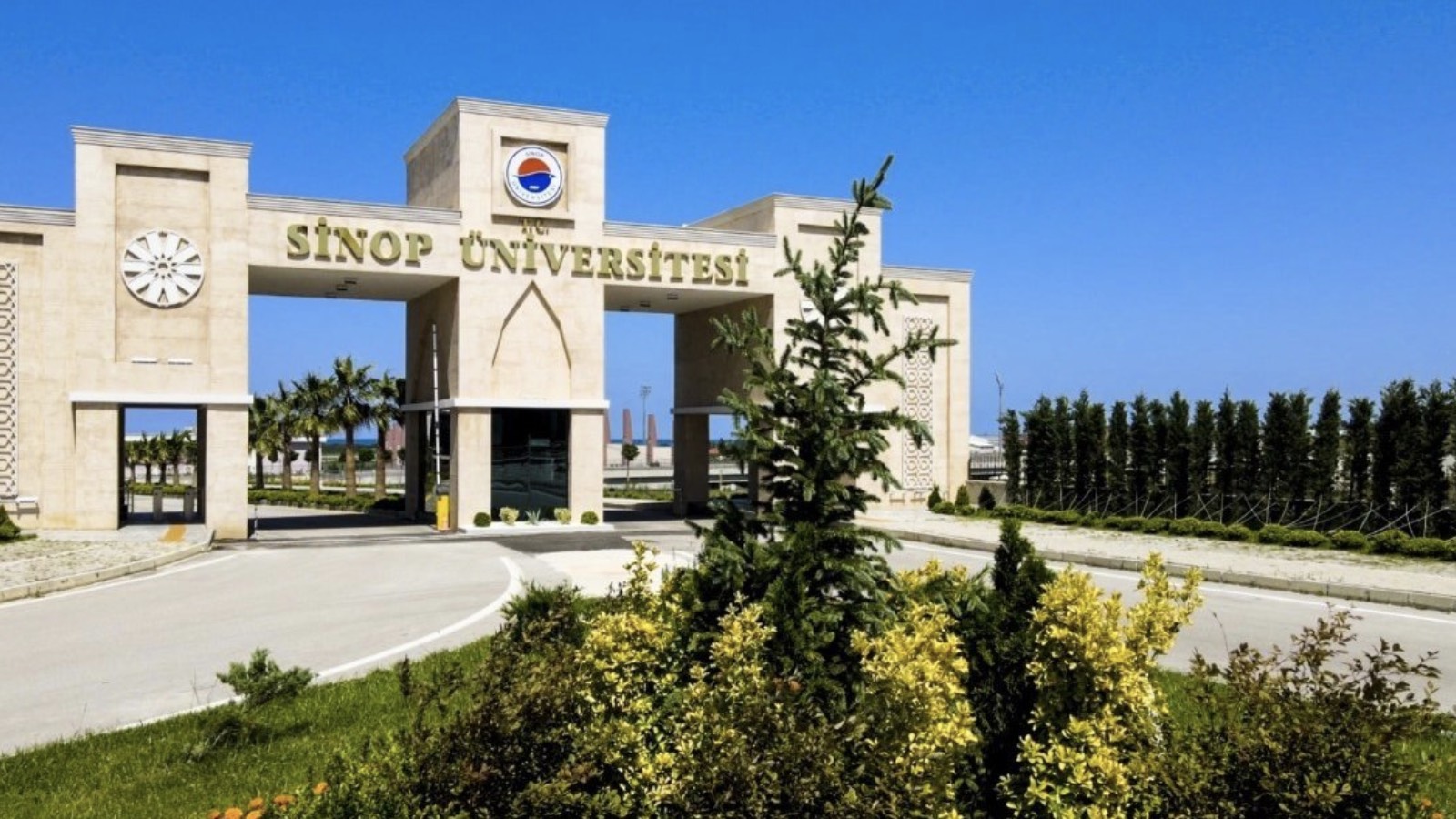 Sinop Üniversitesi'nde milyonlarca liraya yeni rektörlük binası: Banyo, dinlenme ve giyinme odaları...