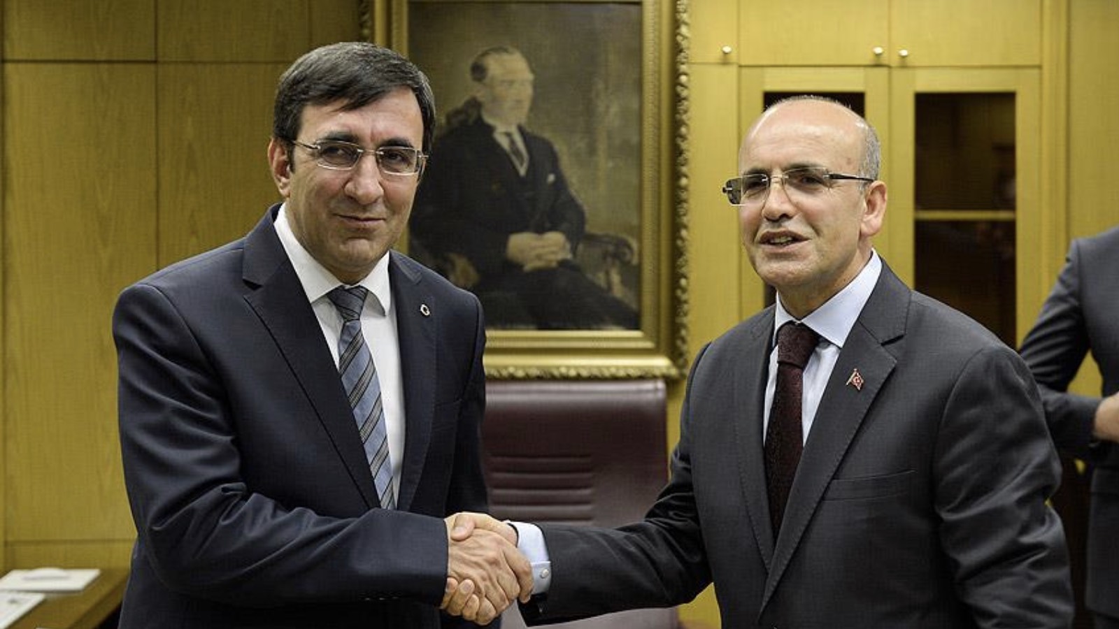 CHP'li Altay’ın soru önergesi cevapsız kaldı: Cumhurbaşkanı Yardımcısı Yılmaz ve Mehmet Şimşek topu birbirine attı