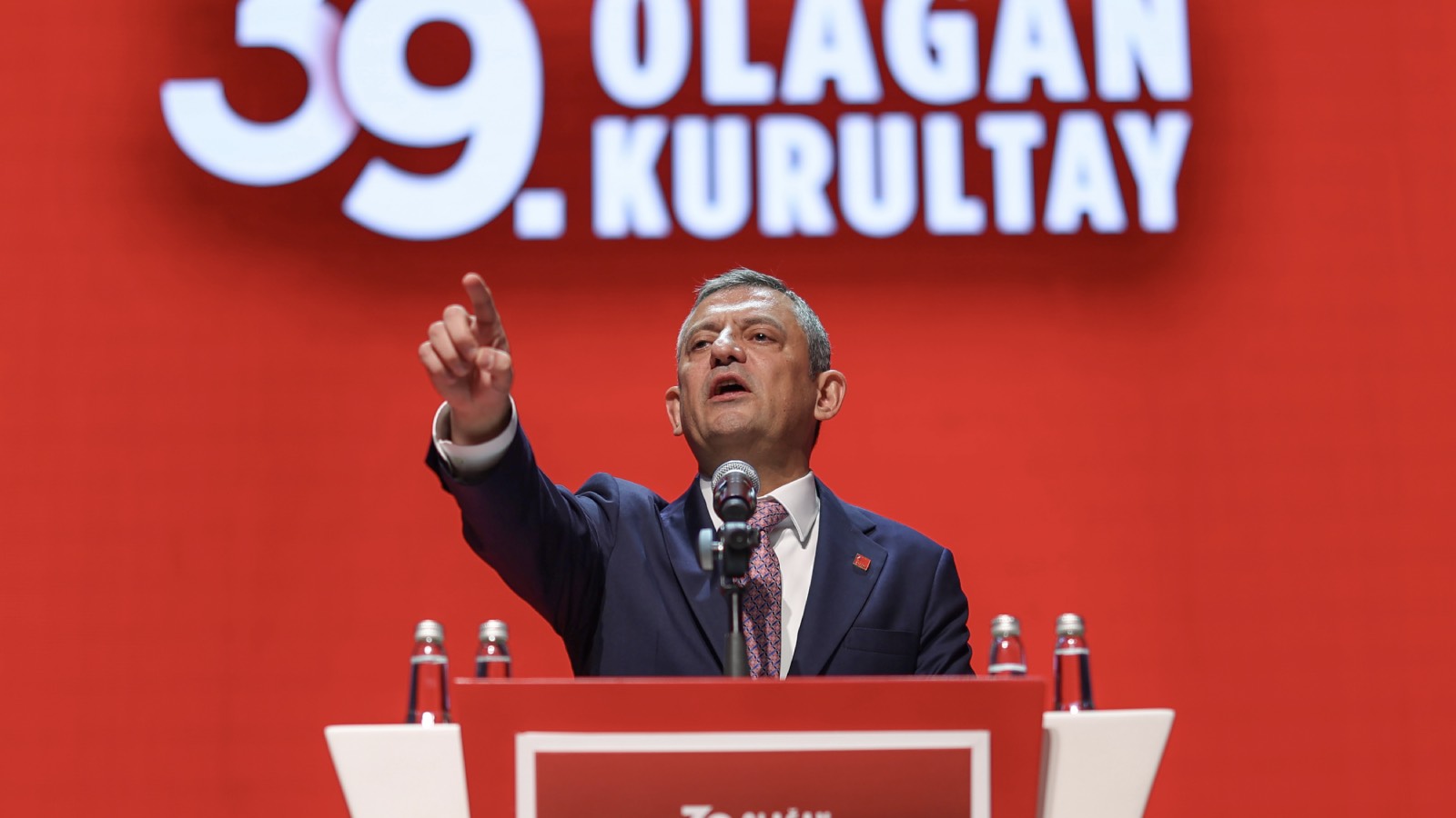 CHP lideri Özel, partisinin 39. Olağan Kurultayı'nda: Her şeye rağmen bir yandan direndik bir yandan da çalışmaya devam ettik!