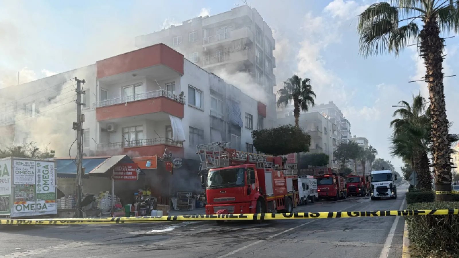 Mersin'de iş yerinde çıkan yangın söndürüldü