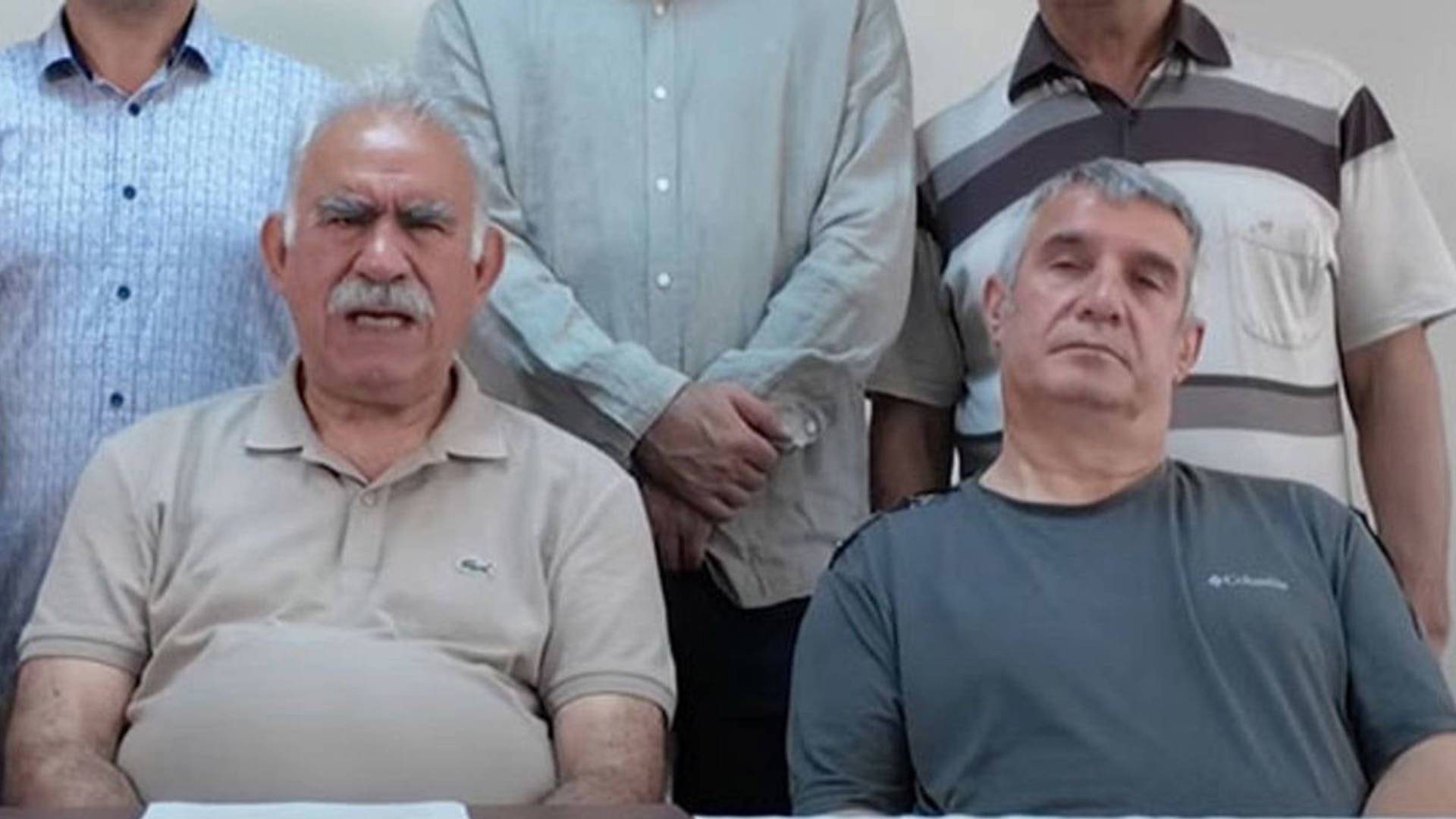 Öcalan mesaj gönderdi, tahliye olan koğuş arkadaşı Veysi Aktaş okudu: Devletle olan ilişkimi demokratikleşme olarak tanımlıyorum 