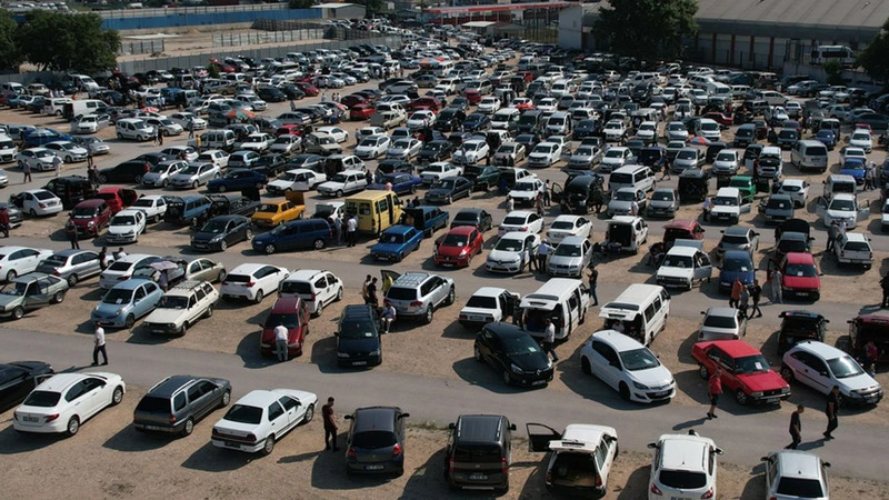 İkinci el araçta etiket artıyor, gerçek değer düşüyor; işte Kasım 2025 verileriyle piyasa tablosu!