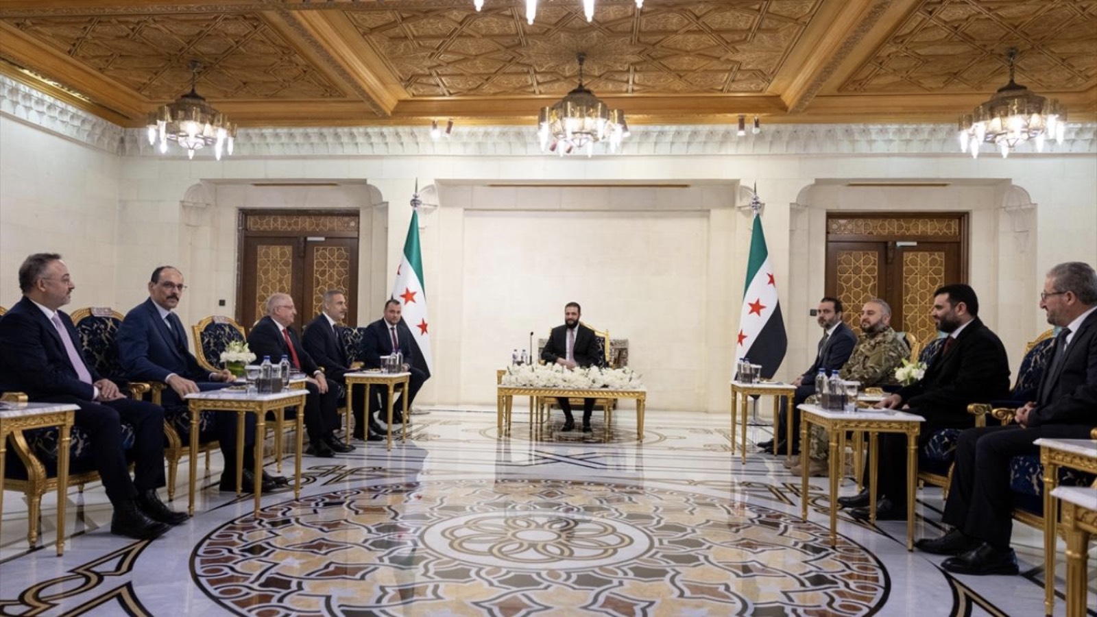 Türkiye'den Şam'a kritik ziyaret: Masada hangi konular vardı, ne konuşuldu?