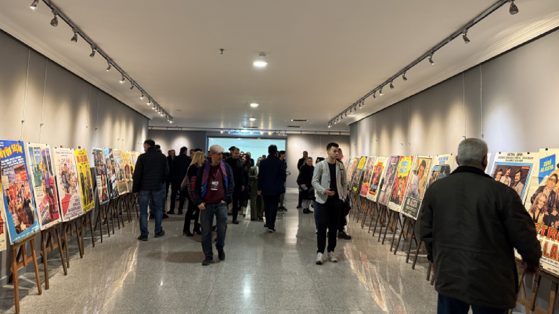 Bu yıl birincisi düzenlenen "Trabzon Film Festivali" başladı