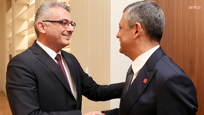 CHP lideri Özel, KKTC Cumhurbaşkanı Erhürman ile bir araya geldi
