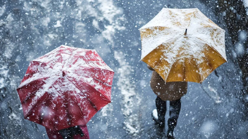 Meteoroloji'den sarı ve turuncu kodlu alarm: Kuvvetli kar yağışı ve buzlanmaya dikkat!