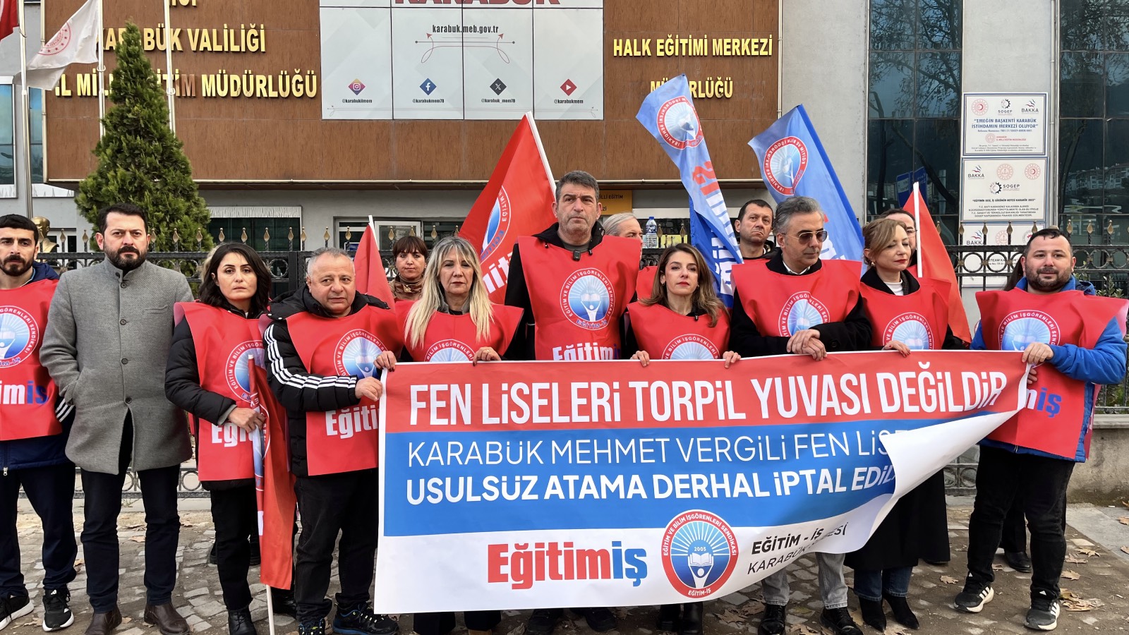 Eğitim-İş’ten Karabük’teki "usulsüz atamaya" tepki: Usul ve esaslar hiçe sayılarak tepeden inme bir biçimde gerçekleşti 