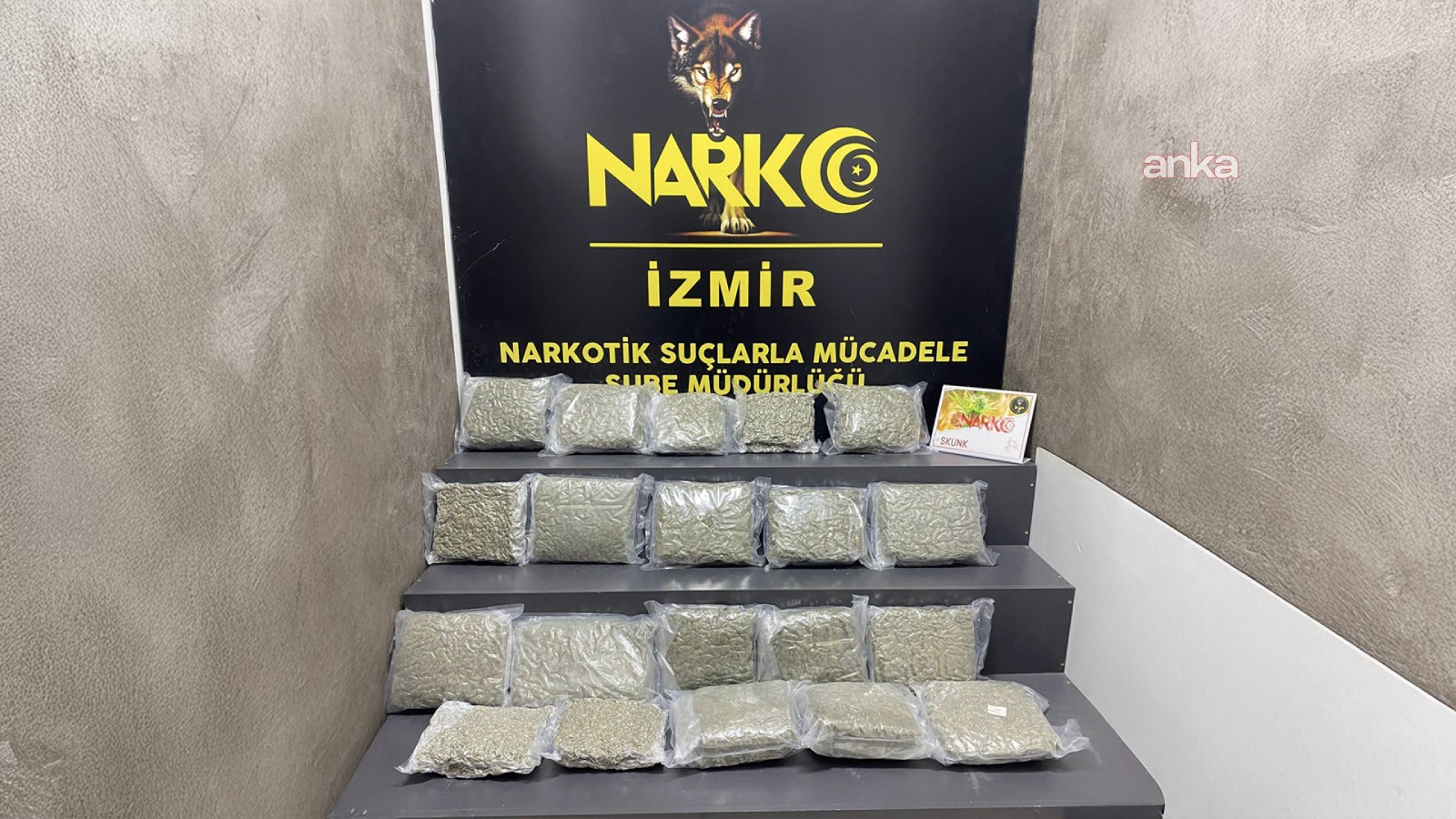 İzmir’de narkotik operasyonu: 21 kilo 200 gram skank ele geçirildi