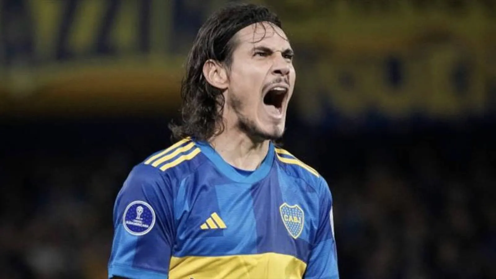 Efsane futbolcu Edinson Cavani, futbola veda etti