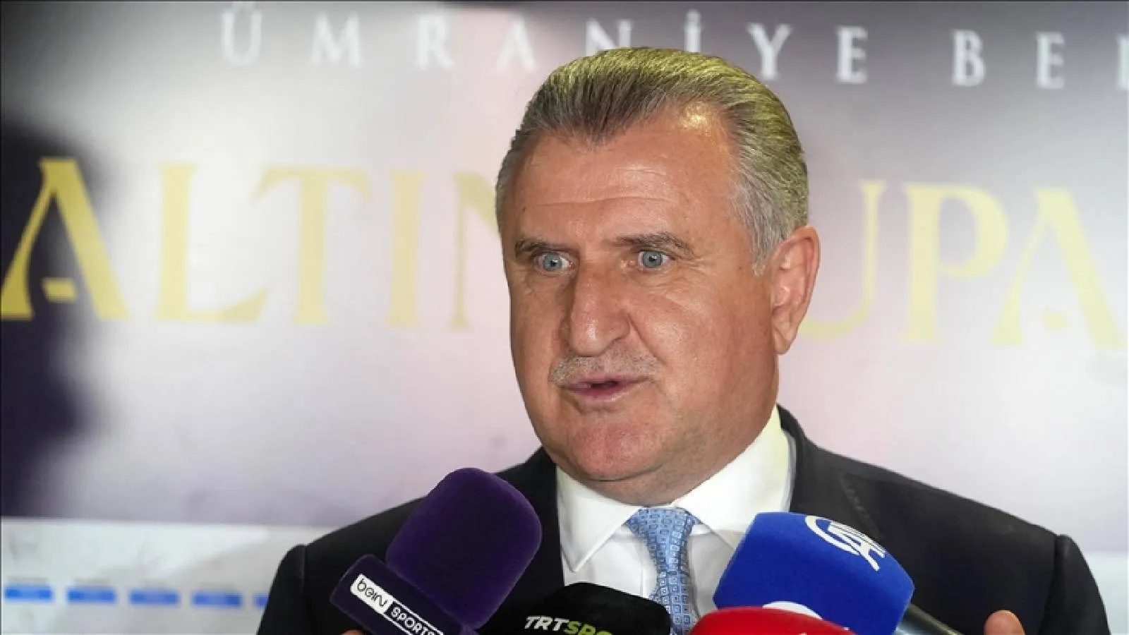 Gençlik ve Spor Bakanı Osman Aşkın Bak'tan Gökmen Özdenak için taziye mesajı