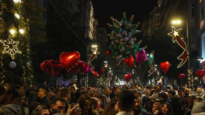 Gerçekleşmesi imkânsız ve mümkün yeni yıl dilekleri