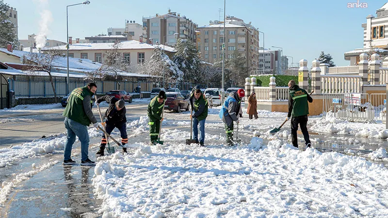 Diyarbakır’da hava muhalefeti ulaşımı aksattı: Belediyenin kırsal ilçelere seferleri 2 gün süreyle iptal edildi