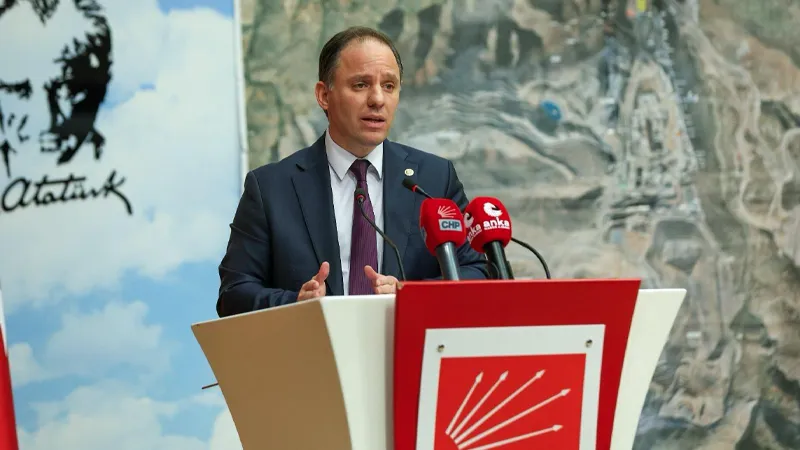 CHP'li Yavuzyılmaz: Üç kuruşluk borçlarda vatandaşın boğazına çöken AKP, Demirören Grubu'na verilen 800 milyon dolarlık kredi tahsilinde süt dökmüş kediye dönüyor