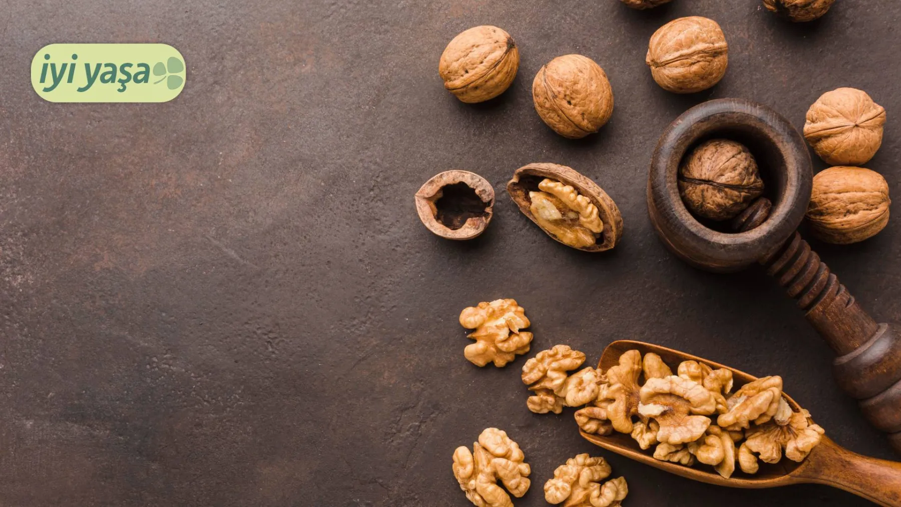 Her gün ceviz yemenin kalbinize, beyninize ve uykunuza yardımcı olmasının 5 yolu