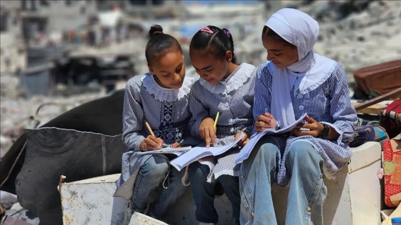 UNICEF: Gazze'de okulların yüzde 90'ından fazlası hasar gördü veya yıkıldı